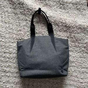 Lululemon shoulder bag